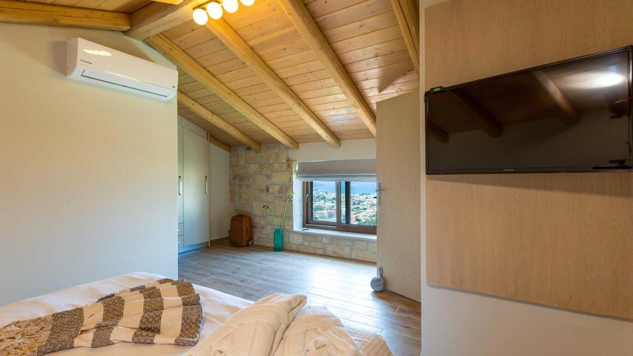 Villa Emilia I Luxury, Amazing Seaview, Next To The Town 키사모스 외부 사진