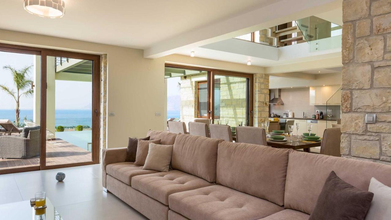 Villa Emilia I Luxury, Amazing Seaview, Next To The Town 키사모스 외부 사진