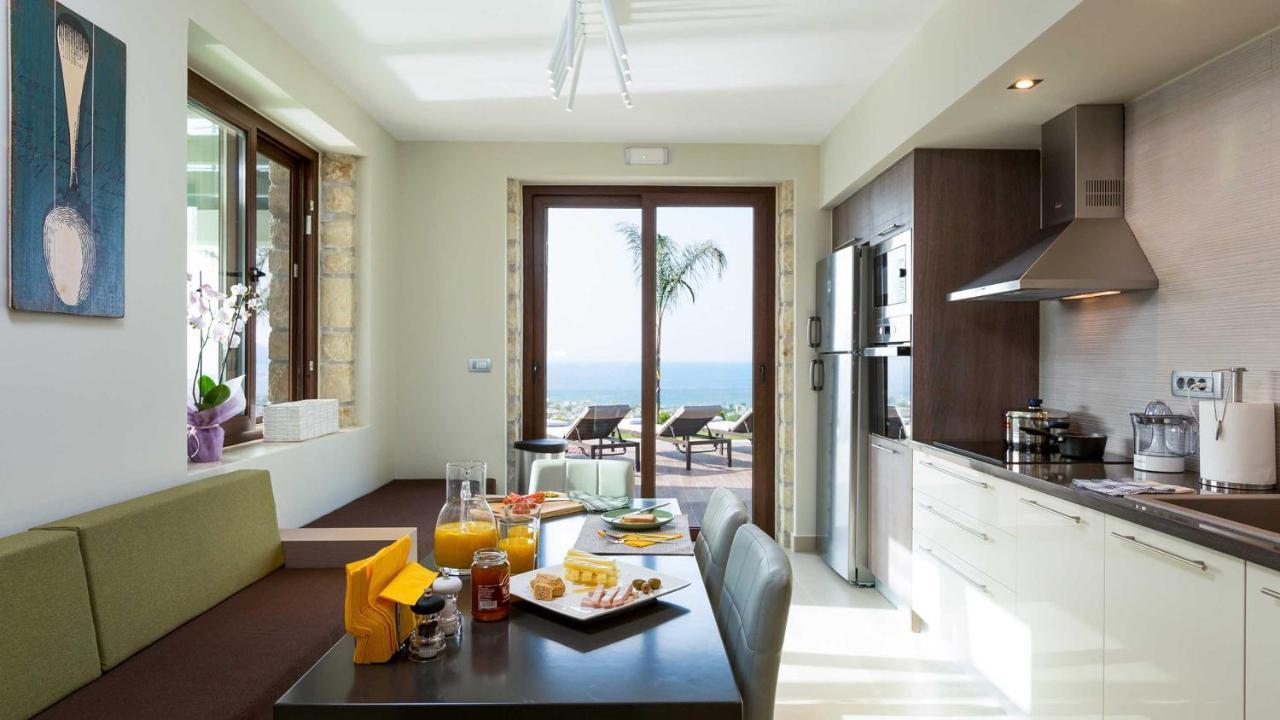Villa Emilia I Luxury, Amazing Seaview, Next To The Town 키사모스 외부 사진